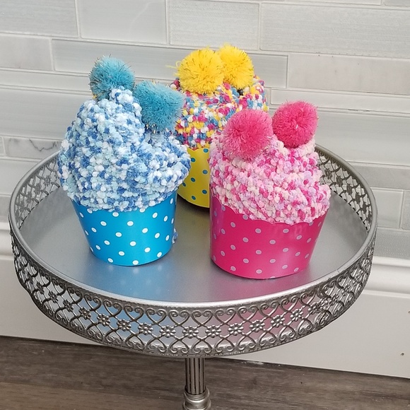 Accessories - Cupcake Socks NWT
